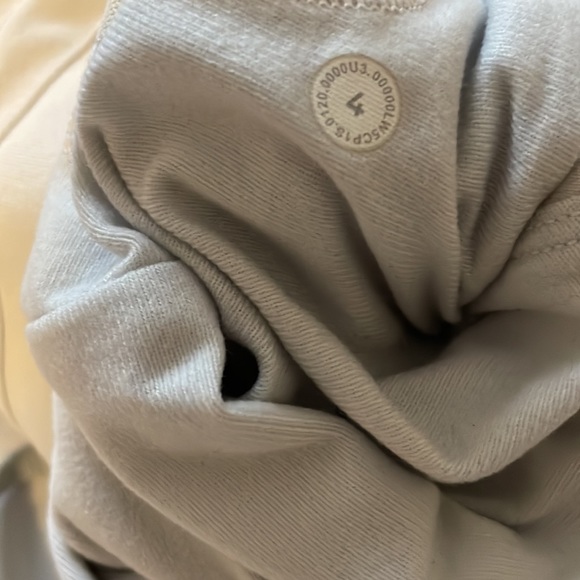 SOLD Lululemon Ready to Rulu Joggers - Picture 4 of 9